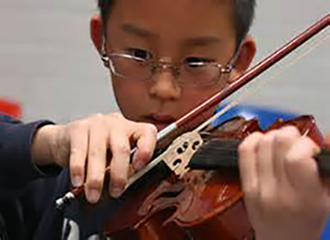 Nicola Brand Strings - Violin Student